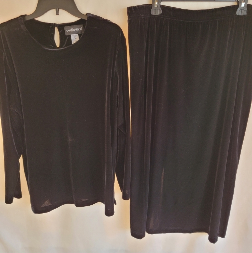 Sag Harbor Black Velveteen skirt and tunic